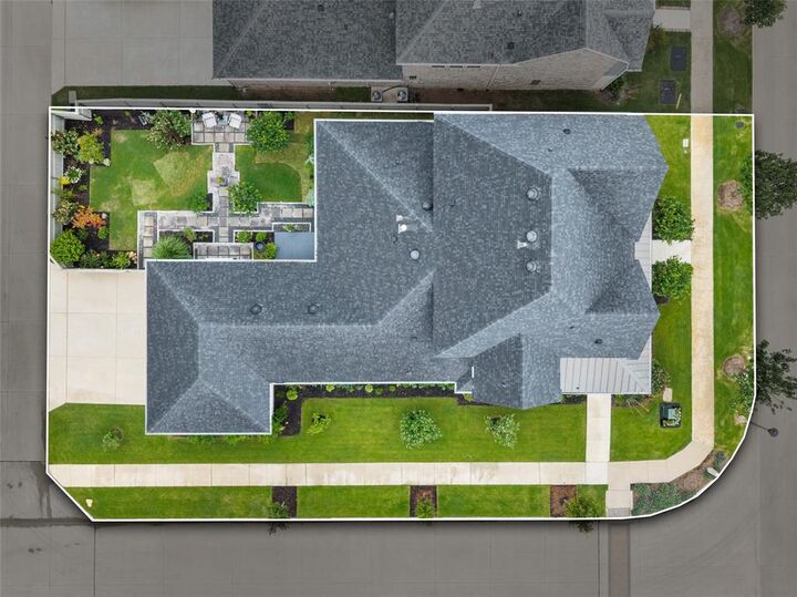 Property Photo:  201 N Pecan Parkway  TX 76247 
