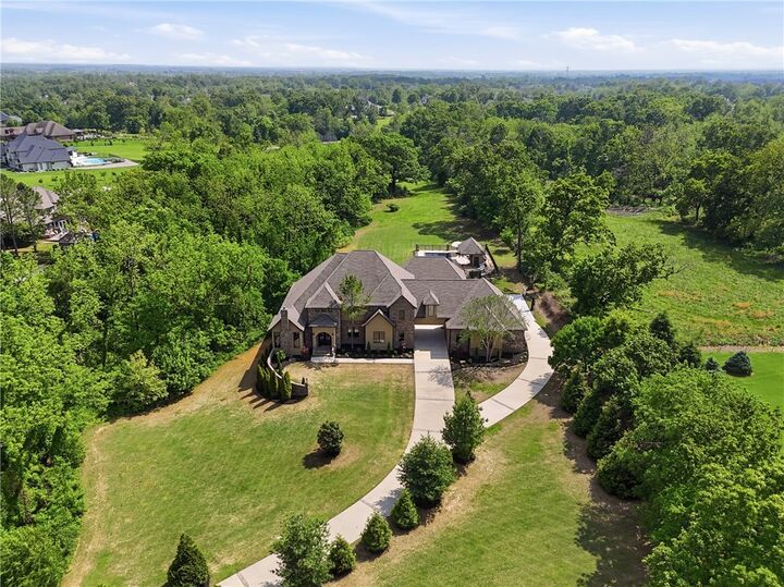 Property Photo:  11305 Pembrook Circle  AR 72712 