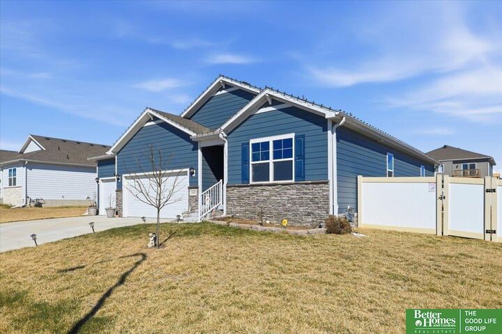 Property Photo:  11452 Sunburst Drive  NE 68046 