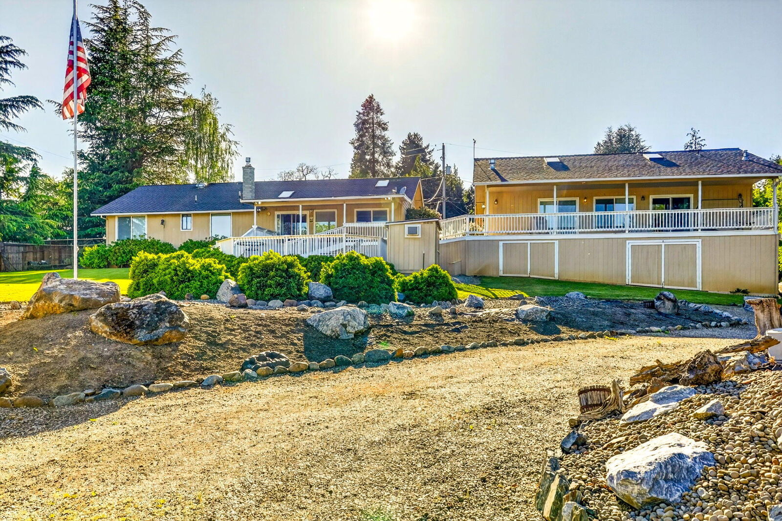 Property Photo:  2244 Hillside Drive  OR 97502 