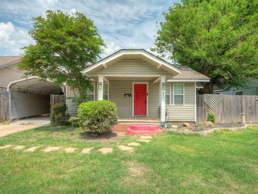 Property Photo:  3021 North Place  OK 73107 