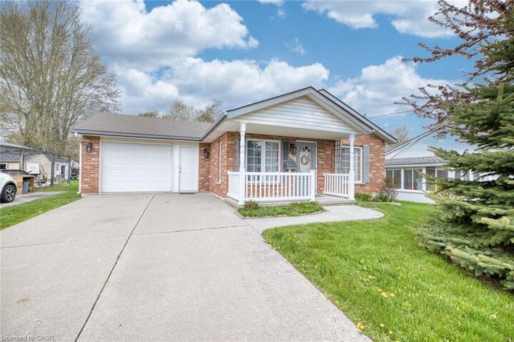 Property Photo: 424 John Street ON N1A 2R2