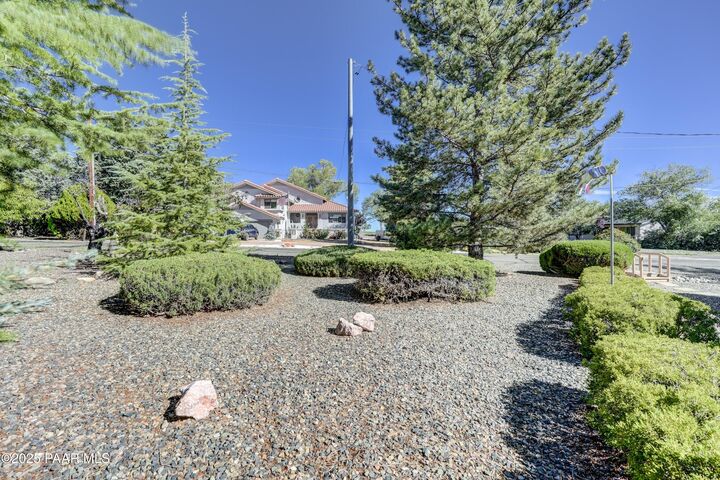 Property Photo:  2 Walking Diamond Drive  AZ 86301 