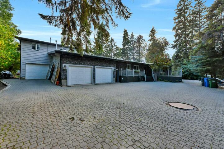 Property Photo:  9 Cronquist Close  AB T4N 1E3 