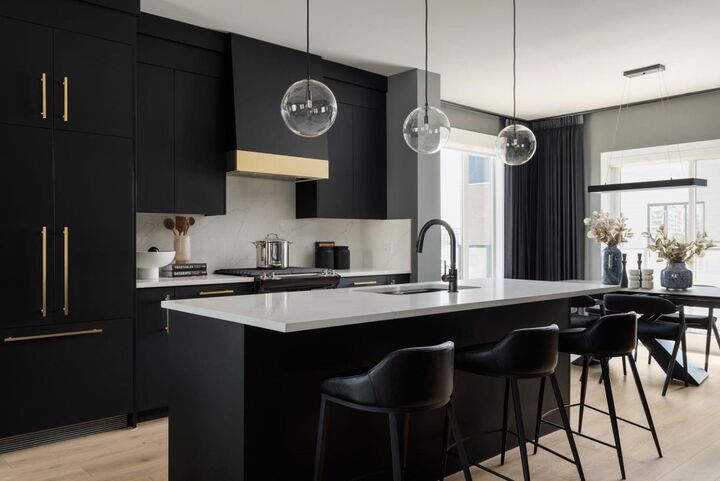 Property Photo: 8163 8 Avenue SW AB T3H 6B1