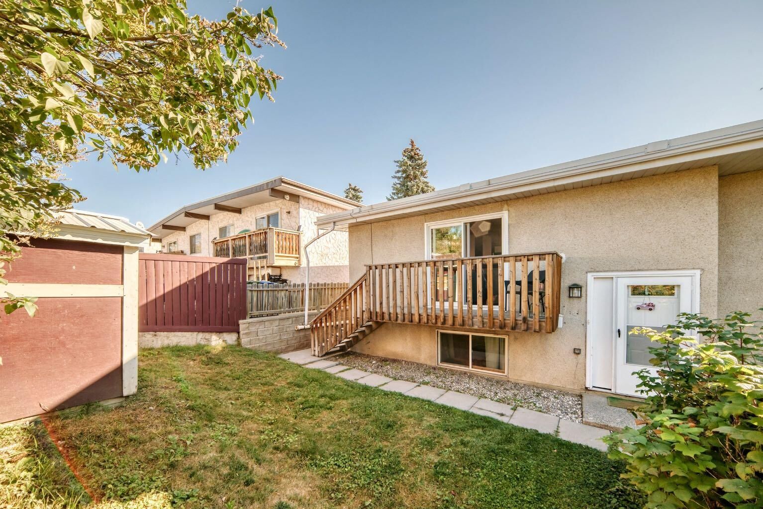 Property Photo: 724D Raynard Crescent SE AB T2A 1X7