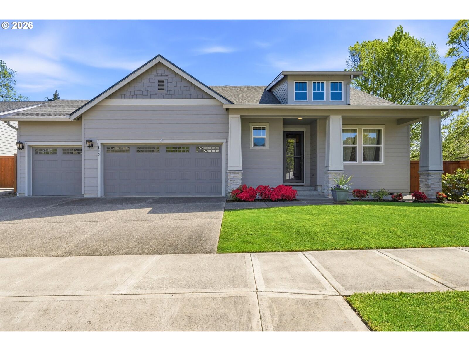 Property Photo:  205 NW 116th St  WA 98685 