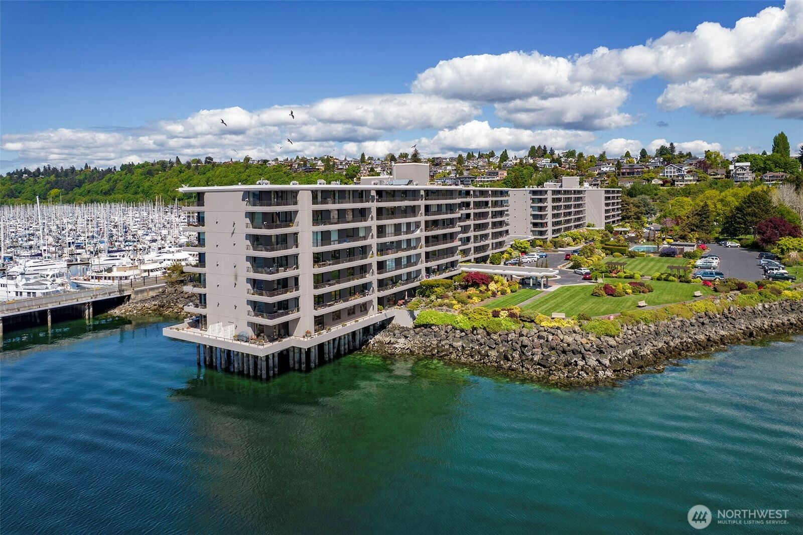 Property Photo:  6535  Seaview Avenue NW 505B  WA 98117 