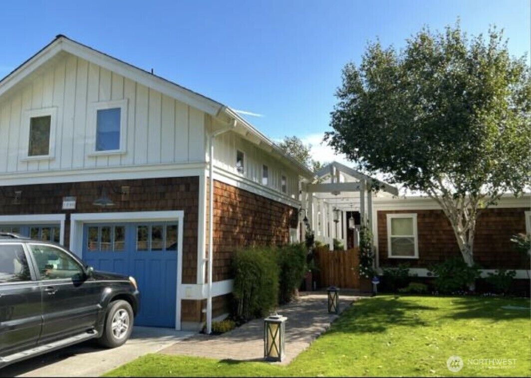 Property Photo:  1890  Shore Avenue  WA 98260 