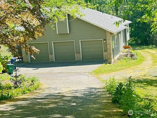 Property Photo:  32021 SE 291 Street  WA 98051 