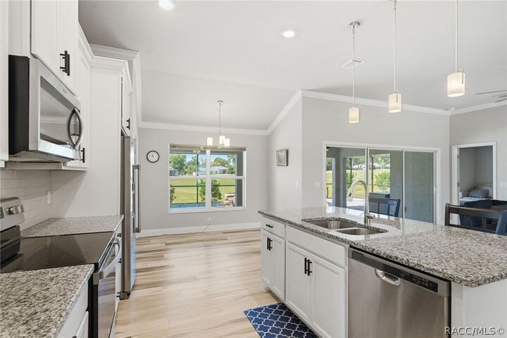 Property Photo:  594 E Hartford Street  FL 34442 