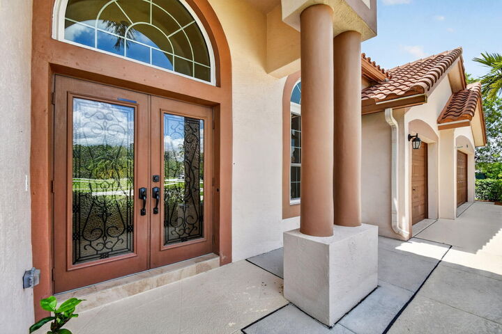 Property Photo:  9644 Gray Hawk Way  FL 33467 