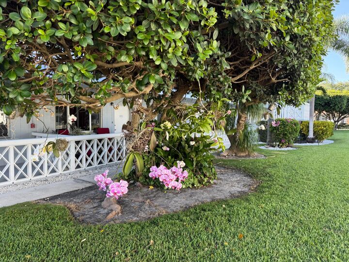 Property Photo:  2170 NE 51st Court B5  FL 33308 