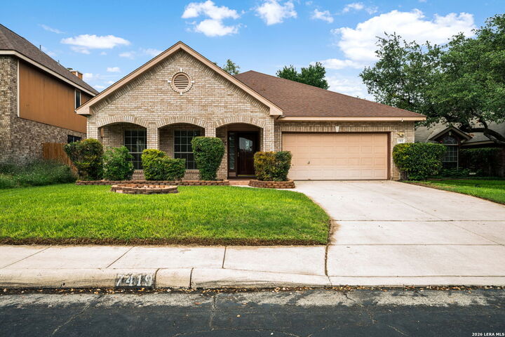 Property Photo: 7419 Rocky Cedar TX 78249
