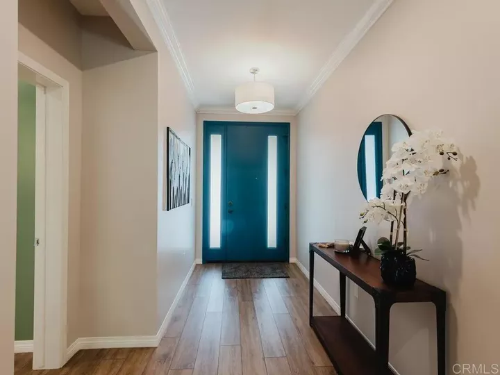 Property Photo:  5314 Peyton Place  CA 92117 