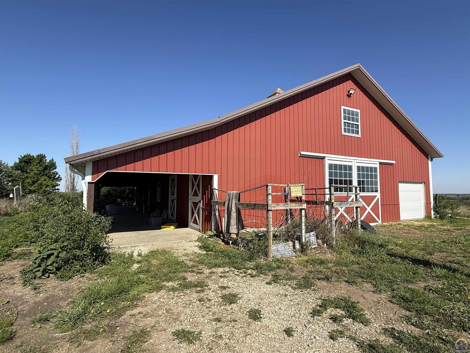 Property Photo:  11464 130th St  KS 66088 