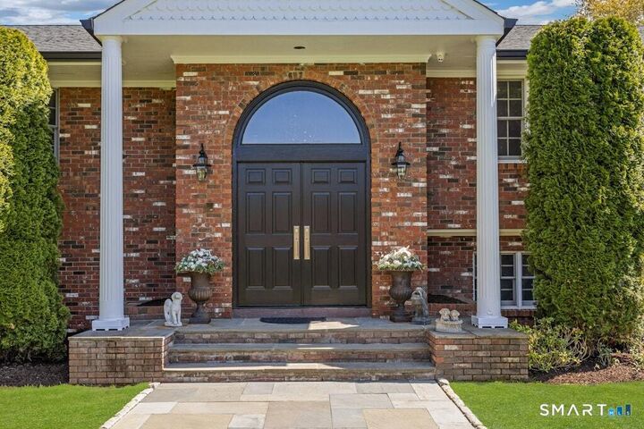 Property Photo:  20 Brushwood Road  CT 06903 