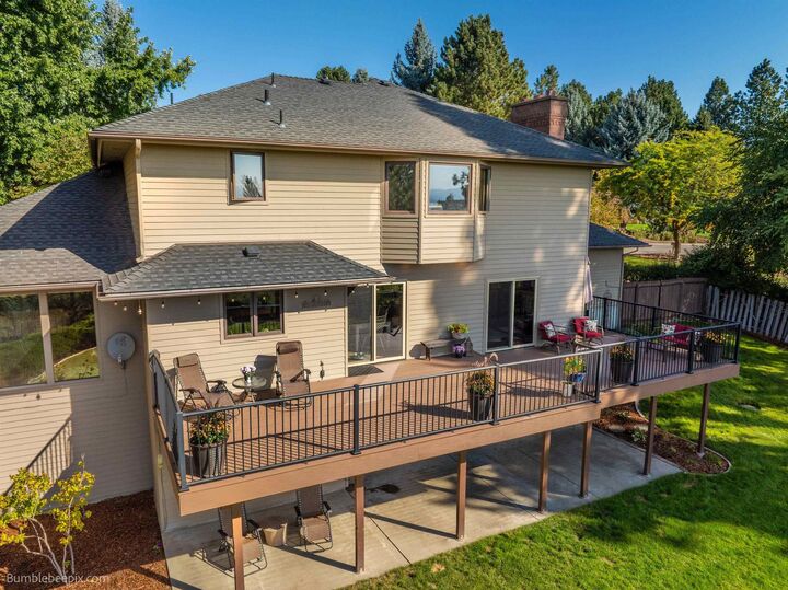 Property Photo:  5217 N Millview Dr  WA 99212 