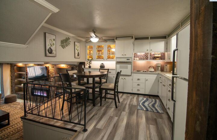 Property Photo:  200 N Underwood  WA 99336 