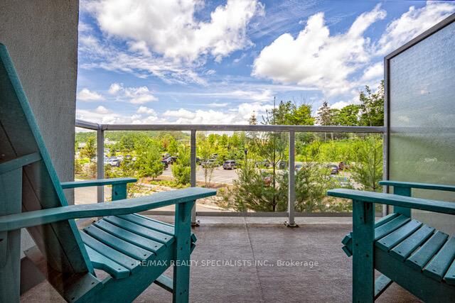 Property Photo: 25 Pen Lake Point Road 230 ON P1H 1A9