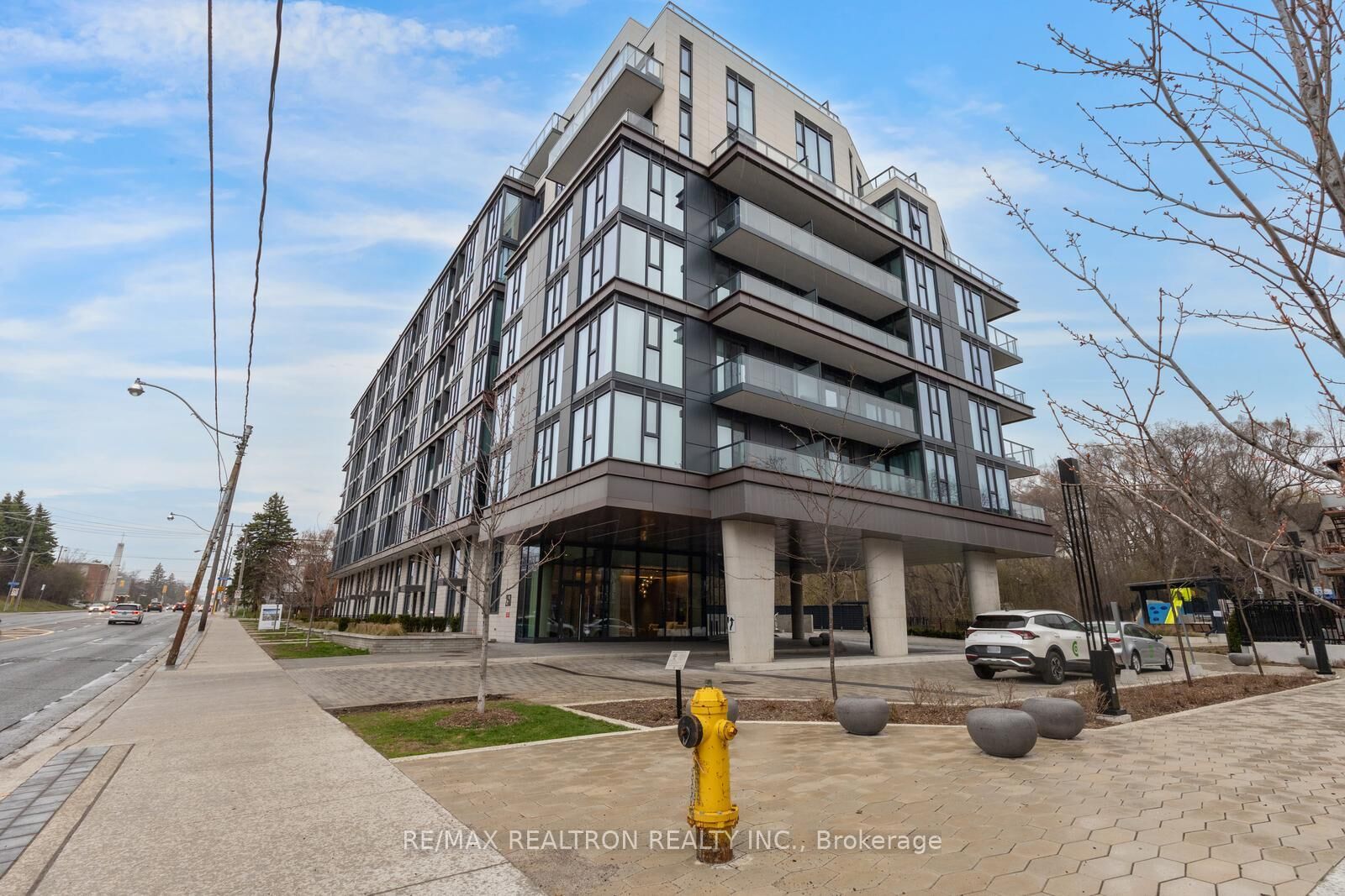 Property Photo:  250 Lawrence Avenue W 416  ON M5M 1B2 