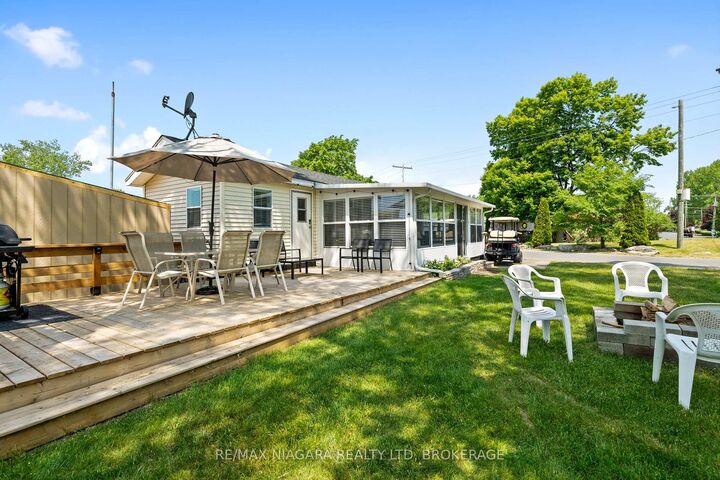 28 Mariner Crescent — photo 1