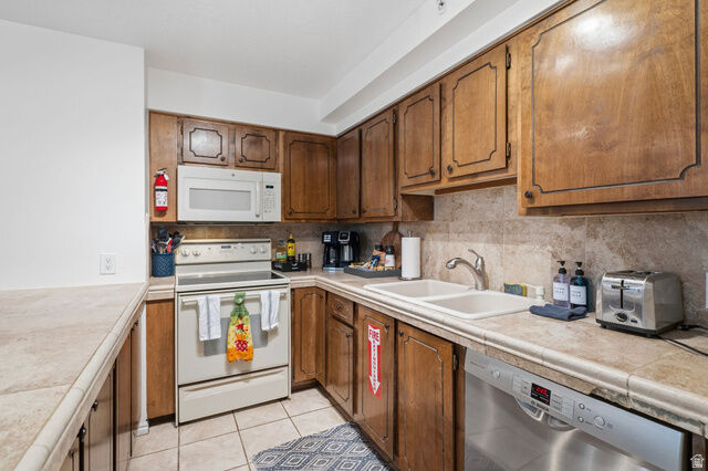 Property Photo:  1885 Prospector Ave A5  UT 84060 