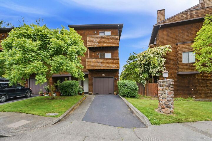 Property Photo: 835 Liberty Street CA 94952