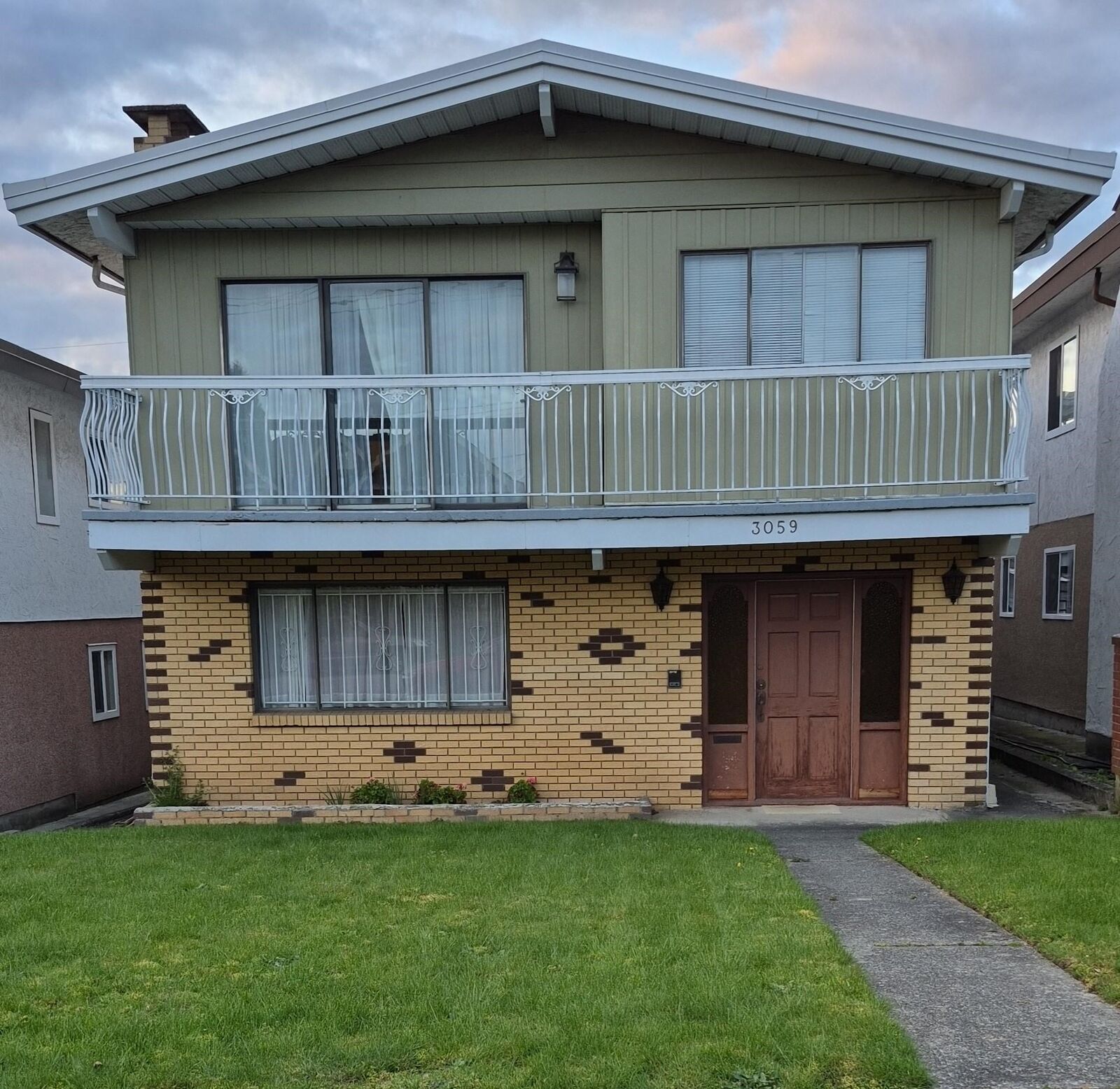 Property Photo: 3059 E 29th Avenue BC V5R 1V9