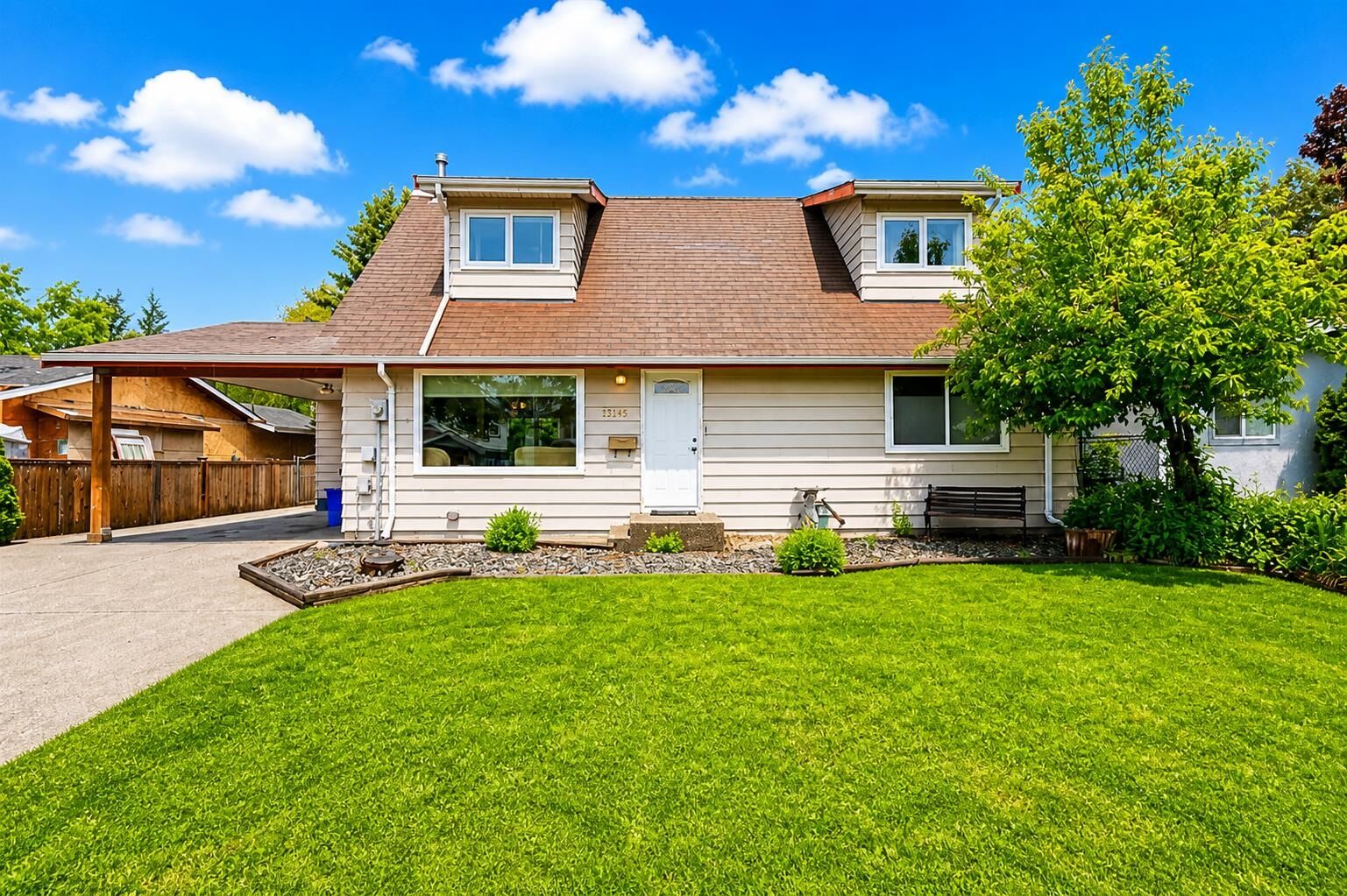 Property Photo: 27145 27B Avenue BC V4W 3C2