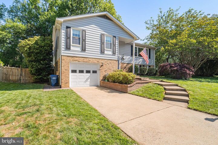 Property Photo:  2002 Hoover Lane  VA 22308 