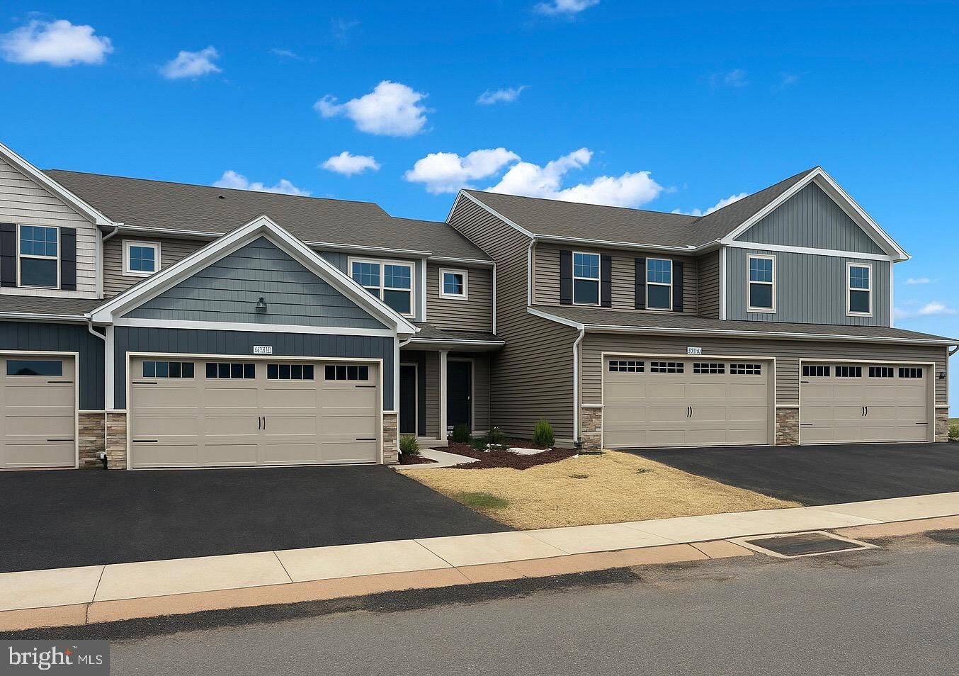 Property Photo:  7270 White Oak Boulevard  PA 17112 