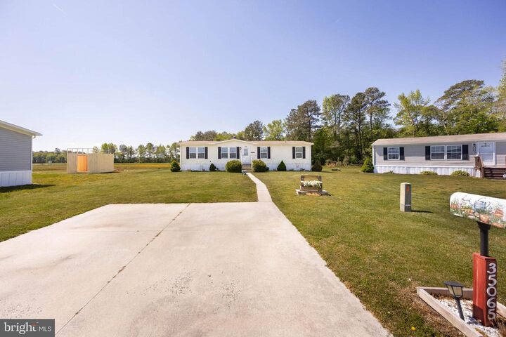 Property Photo:  35065 Bracken Court  MD 21850 