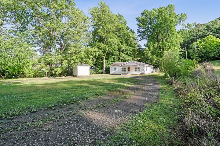 Property Photo:  2720 Old Federal Road S  GA 30705 