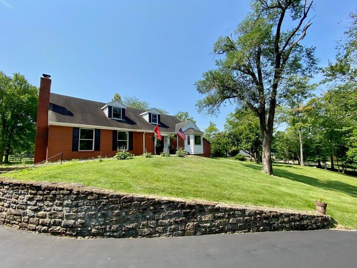 Property Photo:  8525 Camargo Road  OH 45243 