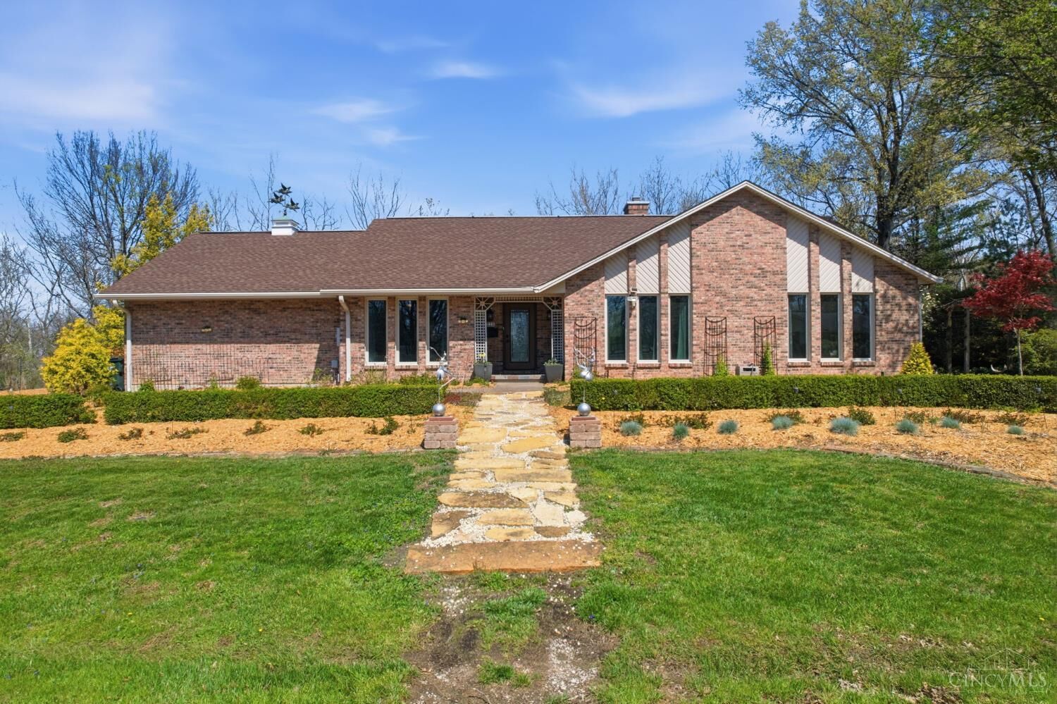 Property Photo:  526 W Osborne Street  OH 45106 