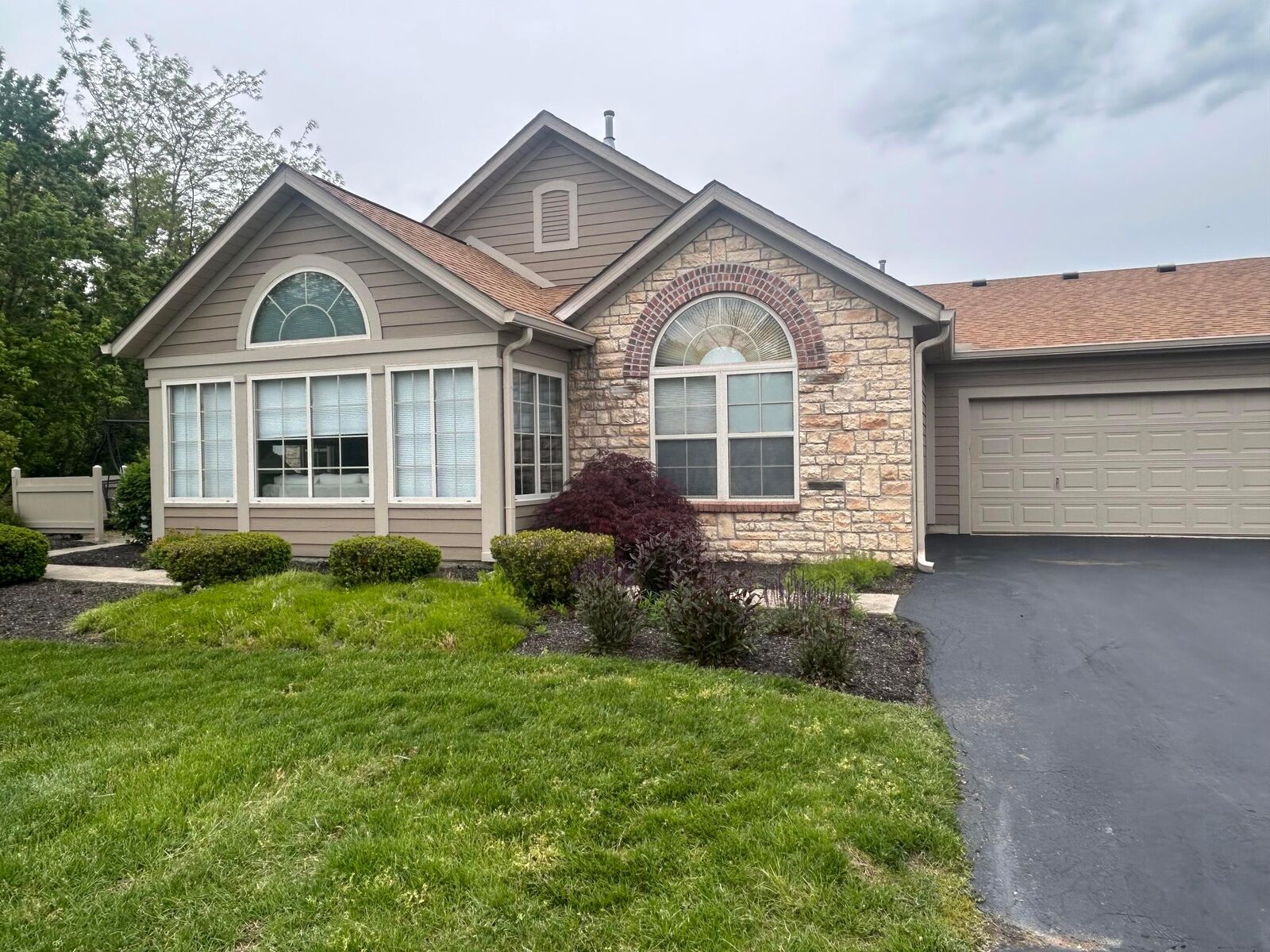 Property Photo:  855 Lambton W Circle  OH 43130 