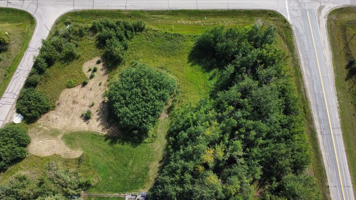 Property Photo:  Lakeside Drive  AB T7Z 2T7 