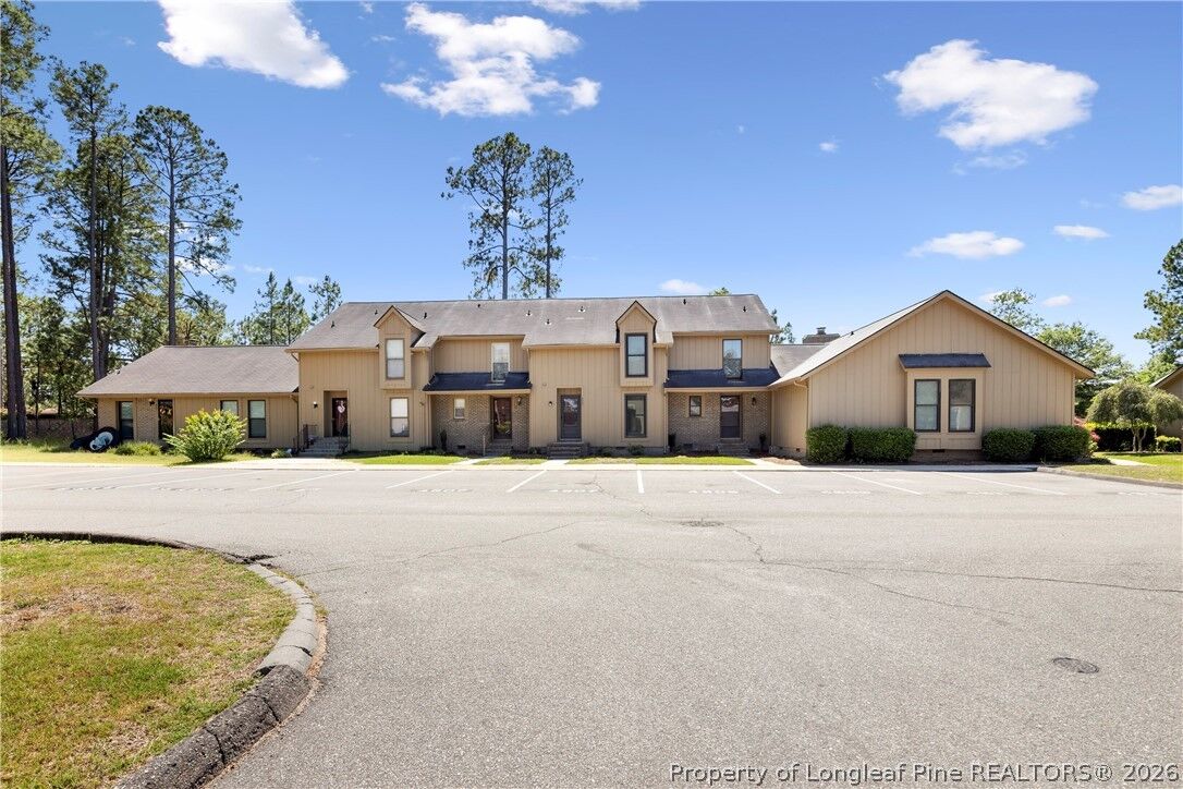 Property Photo: 4609 Keg Court NC 28314