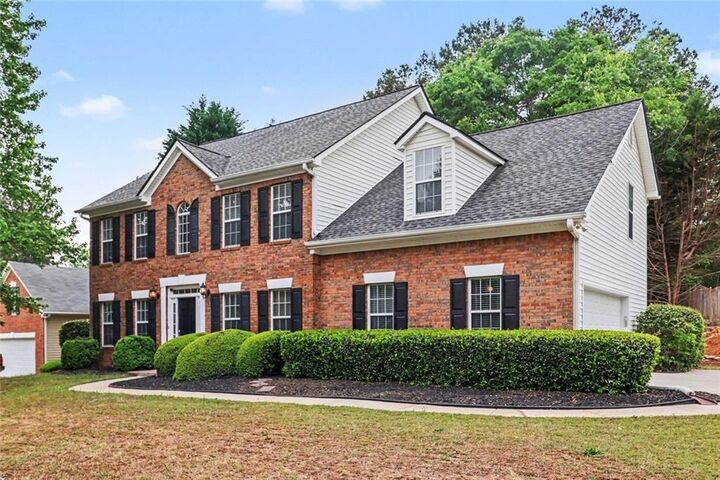 Property Photo:  2523 Oak Bluff Drive  GA 30019 