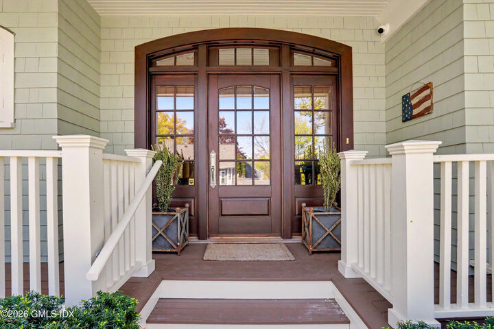 Property Photo:  71 Orchard Place 2  CT 06830 