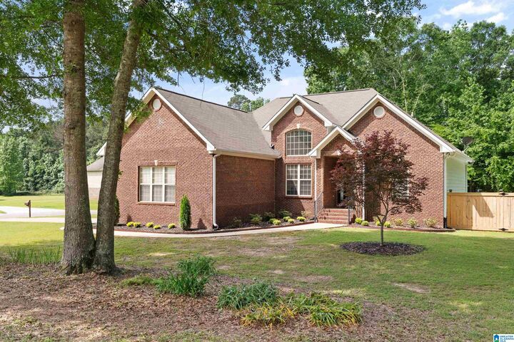 Property Photo:  2050 Morris Farms Drive  AL 35135 