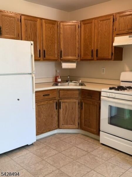 Property Photo:  1 Terrace Drive H  NJ 07928 