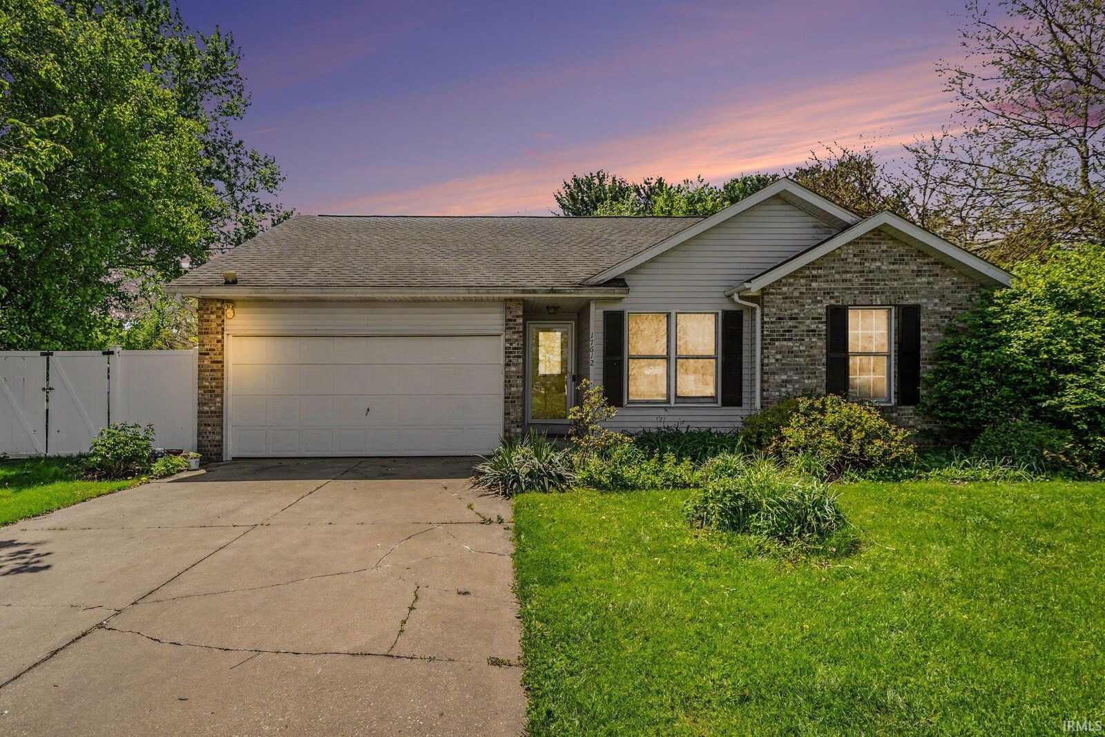 Property Photo:  17612 Bramblewood Drive  IN 46526 