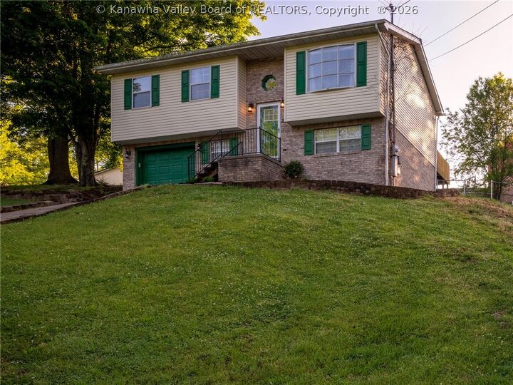 Property Photo:  11 Poplar Hills Road  WV 25526 