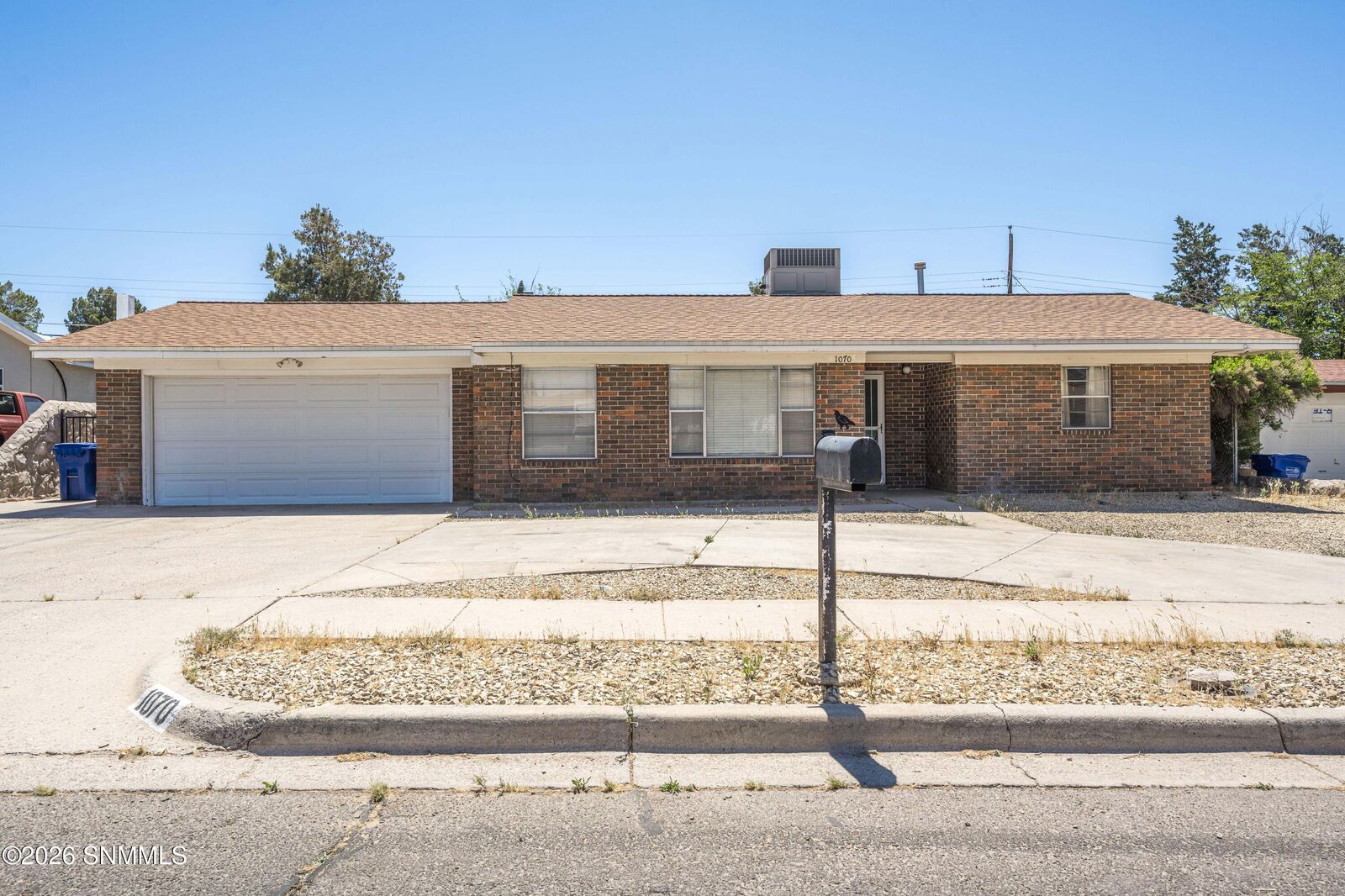 Property Photo:  1070 Jasmine Drive  NM 88005 