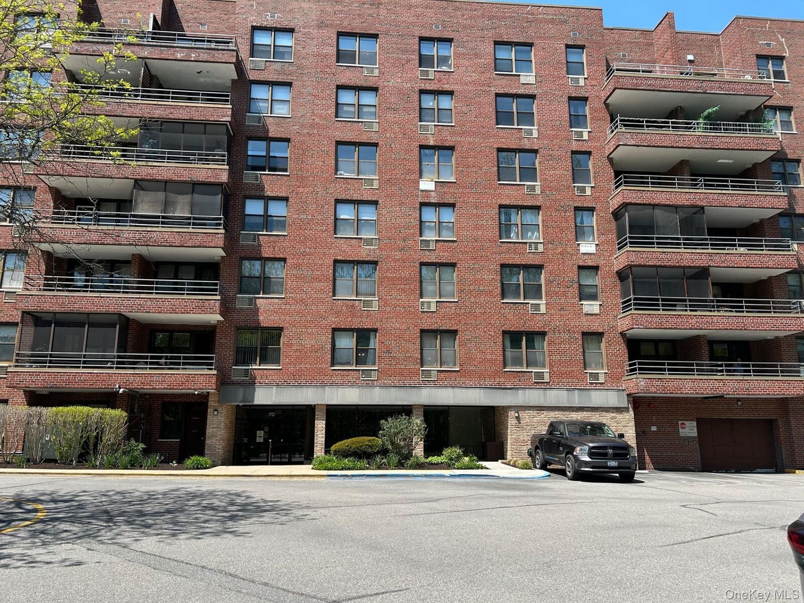 Property Photo:  70 Barker Street 609  NY 10549 