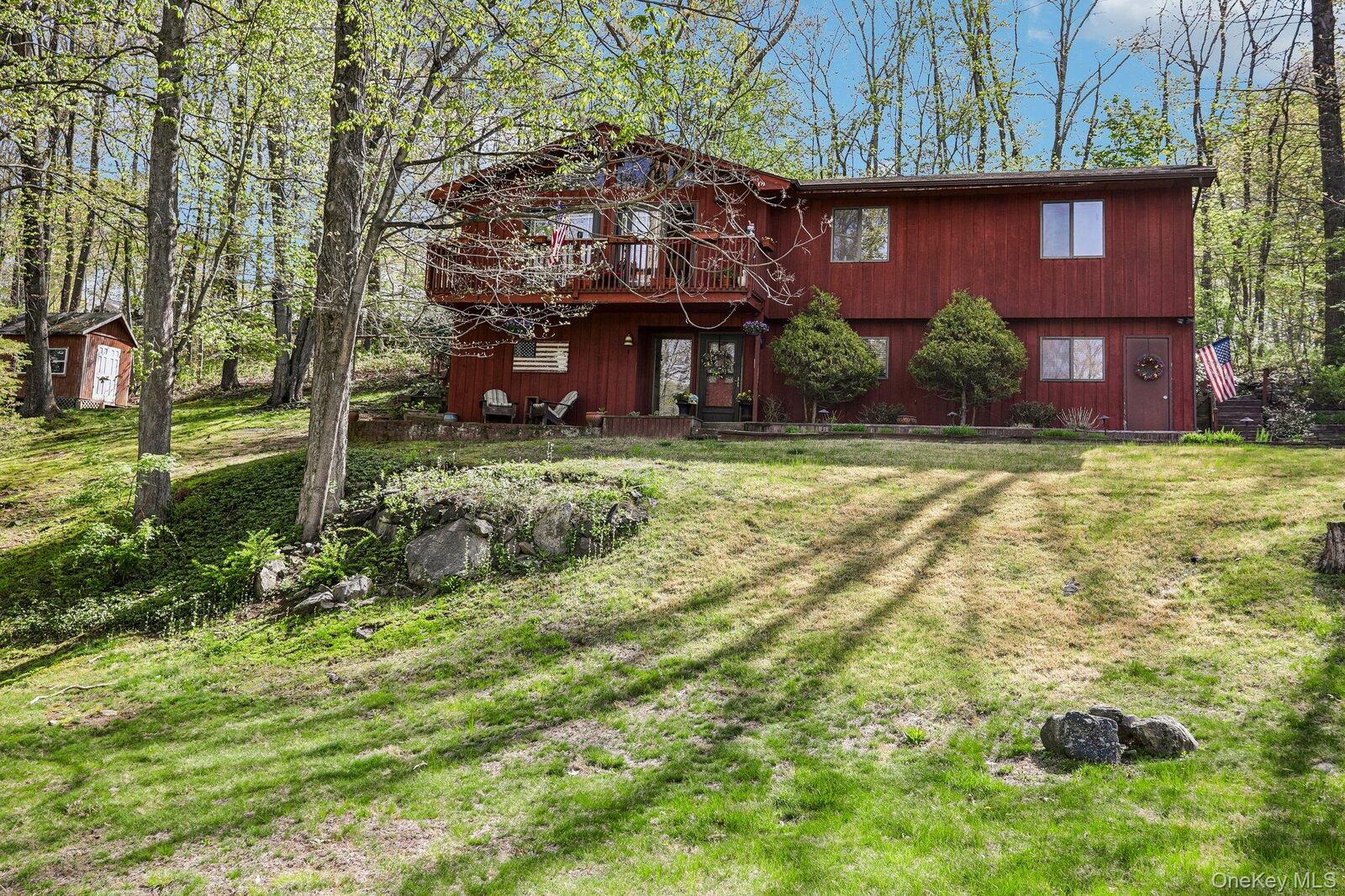 Property Photo:  21 Stonehouse Road  NY 10589 