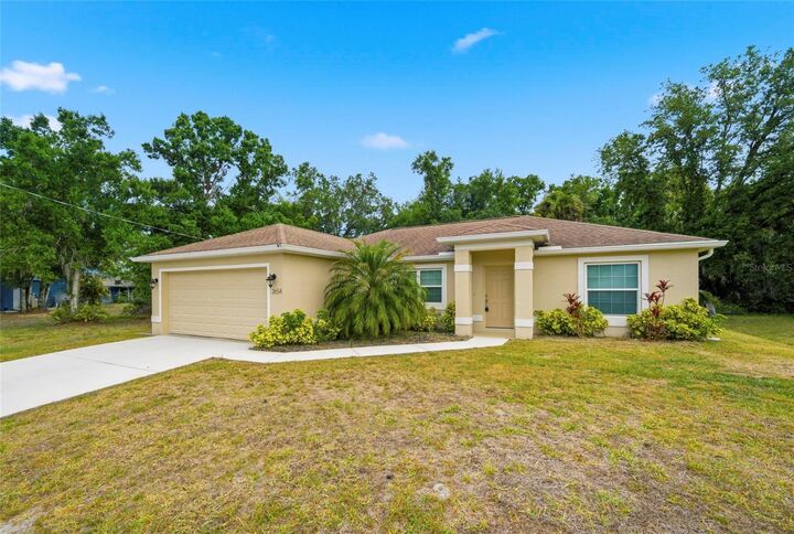 Property Photo: 2654 Inland Avenue FL 34288