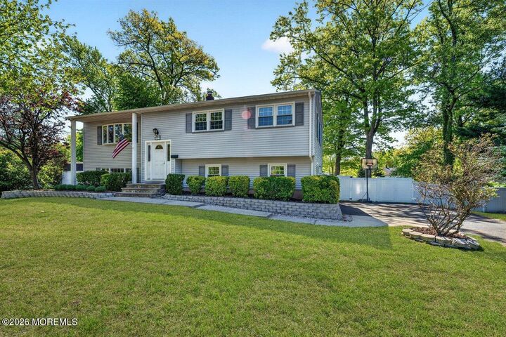 Property Photo:  33 Bayberry Lane  NJ 07748 